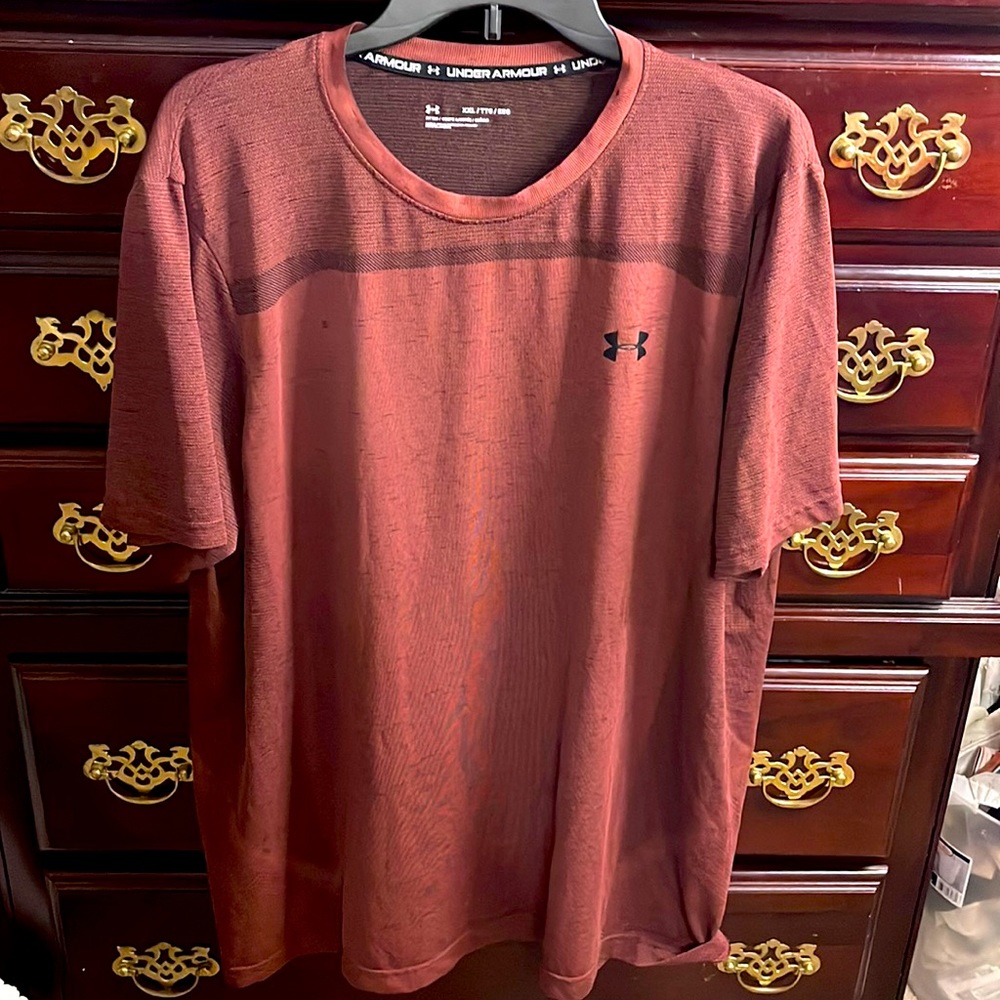 Under Armour Burgundy Shirt Sz XXL